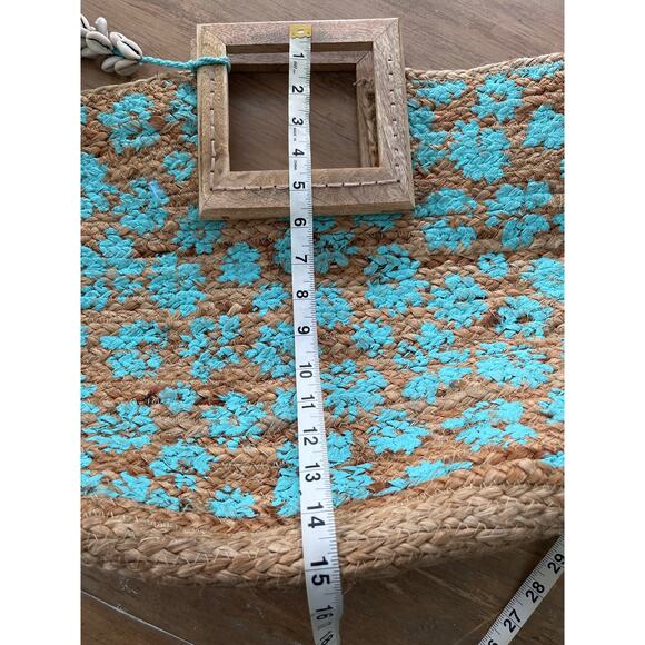 Beach Wood Handle Jute Tote Bag in Aqua - Picture 10 of 11
